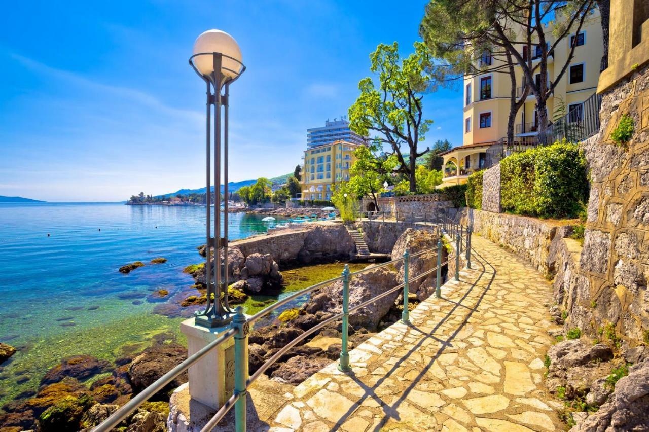 Apartment Belvedere With Seaview Rijeka Luaran gambar